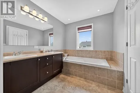 336 Glenbrae Avenue Ottawa ON K2W 0C2