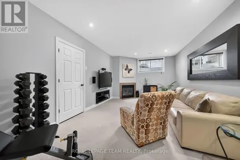 336 Glenbrae Avenue Ottawa ON K2W 0C2