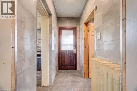 59 Irvin Street Kitchener ON N2H 1K7