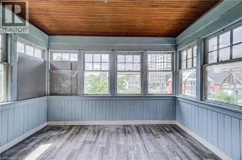 59 Irvin Street Kitchener ON N2H 1K7