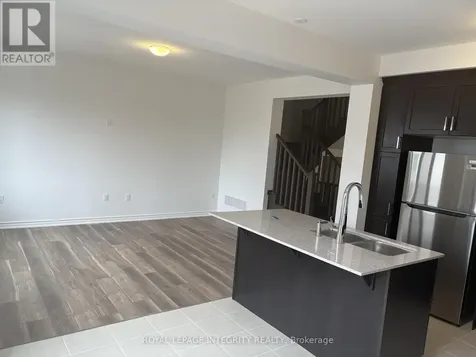 228 Greer Street Barrie ON L9J 0B7
