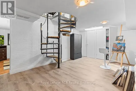 558156 4 Corners North Owen Sound ON N4K 5W4