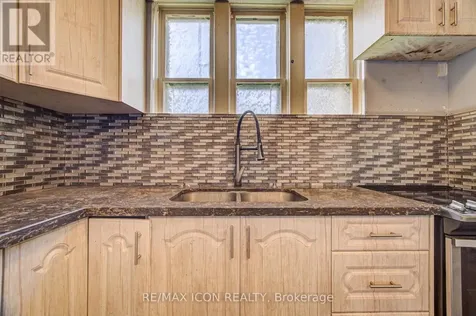 59 Irvin Street Kitchener ON N2H 1K7