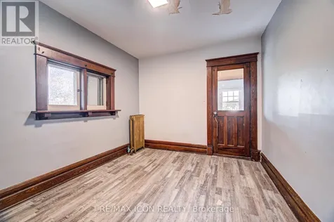 59 Irvin Street Kitchener ON N2H 1K7