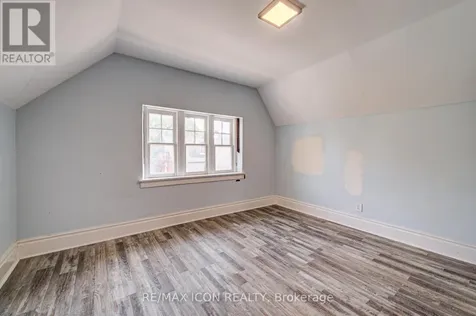 59 Irvin Street Kitchener ON N2H 1K7