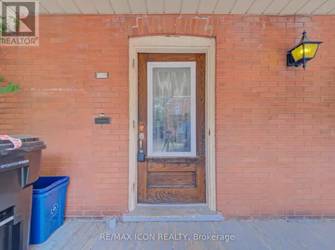 59 Irvin Street Kitchener ON N2H 1K7