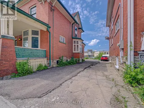 59 Irvin Street Kitchener ON N2H 1K7