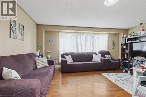 17 Hallmark Street Brantford ON N3P 1A6