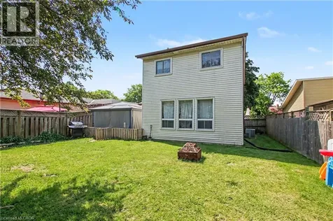 17 Hallmark Street Brantford ON N3P 1A6