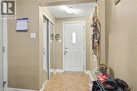 17 Hallmark Street Brantford ON N3P 1A6