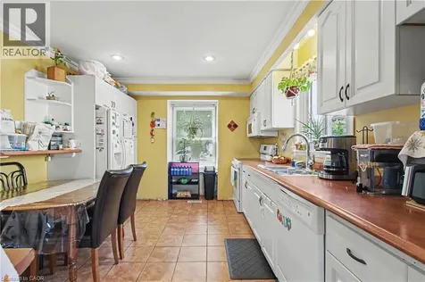 17 Hallmark Street Brantford ON N3P 1A6