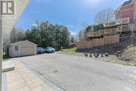 31 Mitchell Avenue Whitchurch-stouffville ON L4A 7X3