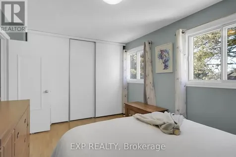 204 Cattail Way Ottawa ON K1E 2C6