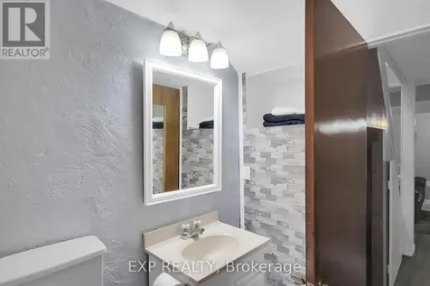 204 Cattail Way Ottawa ON K1E 2C6
