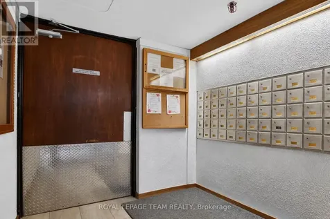 373 Laurier Avenue East Ottawa ON K1N 8X6