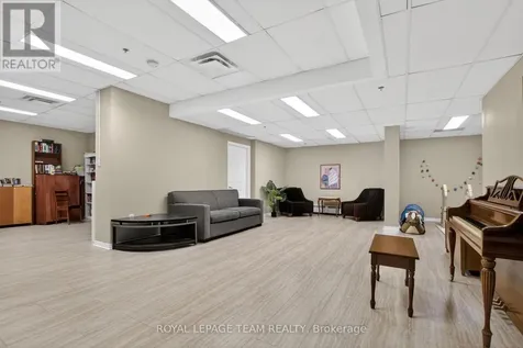 373 Laurier Avenue East Ottawa ON K1N 8X6