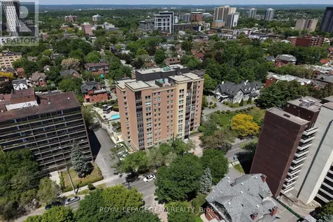 373 Laurier Avenue East Ottawa ON K1N 8X6
