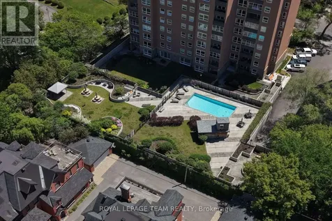 373 Laurier Avenue East Ottawa ON K1N 8X6
