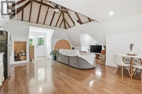 137 Sherman Avenue South Hamilton ON L8M 2R1