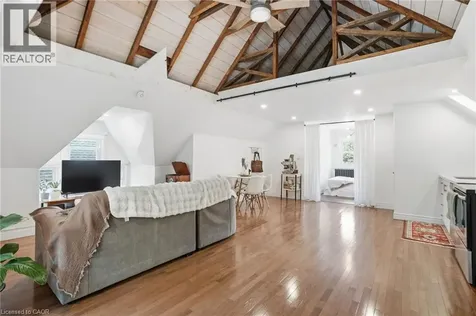 137 Sherman Avenue South Hamilton ON L8M 2R1