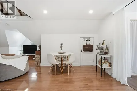 137 Sherman Avenue South Hamilton ON L8M 2R1