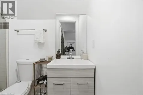 137 Sherman Avenue South Hamilton ON L8M 2R1