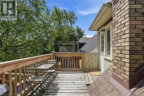 137 Sherman Avenue South Hamilton ON L8M 2R1