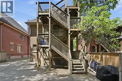 137 Sherman Avenue South Hamilton ON L8M 2R1