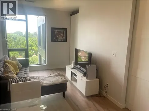 690 King Street West Kitchener ON