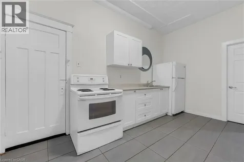 1371 Main Street East Hamilton ON L8K 1B8