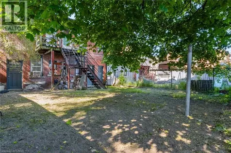 1371 Main Street East Hamilton ON L8K 1B8