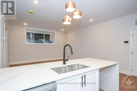 15 Monk Street Ottawa ON K1S 3Y5