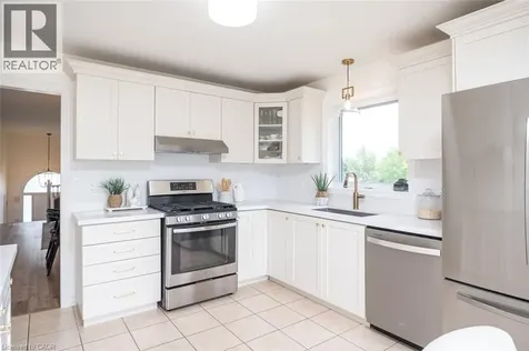 12 Kingsley Road Acton ON L7J 2Z5