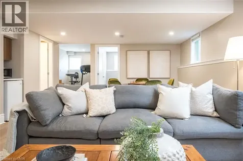 12 Kingsley Road Acton ON L7J 2Z5