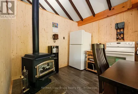 112 Symon Avenue South Bruce Peninsula ON N0H 2T0