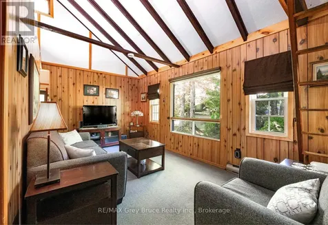 112 Symon Avenue South Bruce Peninsula ON N0H 2T0