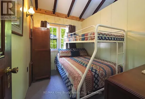 112 Symon Avenue South Bruce Peninsula ON N0H 2T0