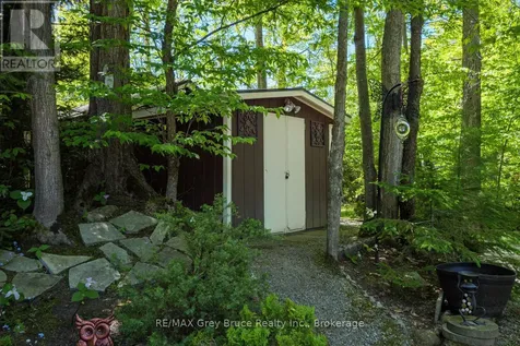 112 Symon Avenue South Bruce Peninsula ON N0H 2T0