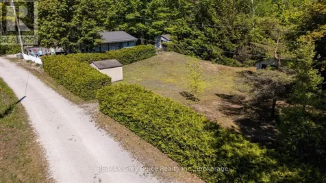 112 Symon Avenue South Bruce Peninsula ON N0H 2T0