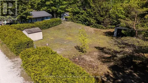 112 Symon Avenue South Bruce Peninsula ON N0H 2T0