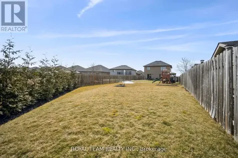 2 Lafayette Street East Haldimand ON N0A 1J0