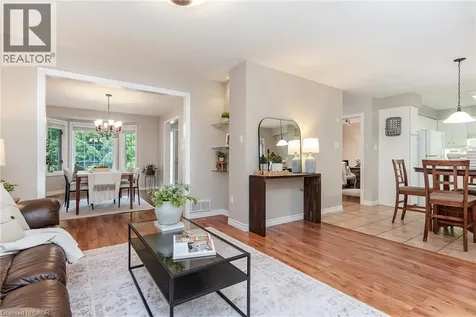 128 Eby Crescent New Hamburg ON N3A 1Z2