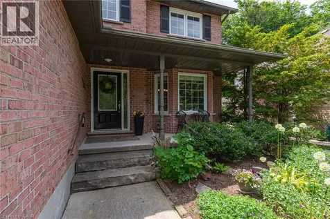 128 Eby Crescent New Hamburg ON N3A 1Z2