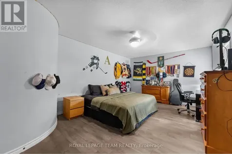 508 Dusty Miller Crescent Ottawa ON K1V 2K1