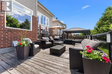 508 Dusty Miller Crescent Ottawa ON K1V 2K1