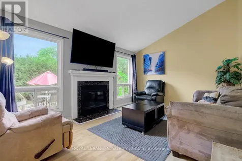 45 Stonemeadow Drive Ottawa ON K2M 2J9