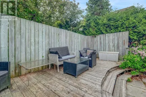 45 Stonemeadow Drive Ottawa ON K2M 2J9