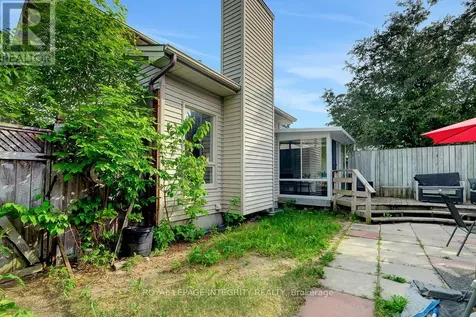 45 Stonemeadow Drive Ottawa ON K2M 2J9
