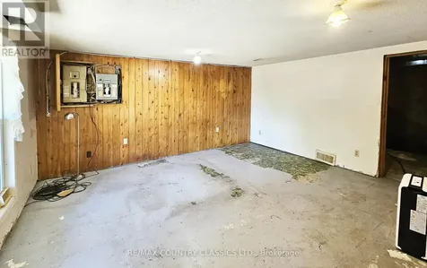 446 Biernacki Mountain Road Madawaska Valley ON K0J 1B0