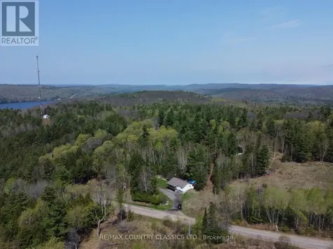 446 Biernacki Mountain Road Madawaska Valley ON K0J 1B0